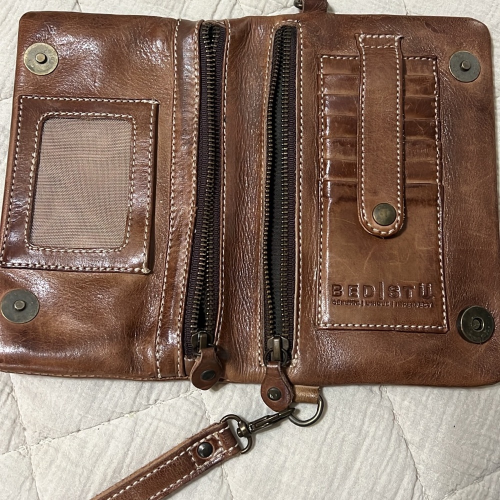 Besdstu leather wristlet